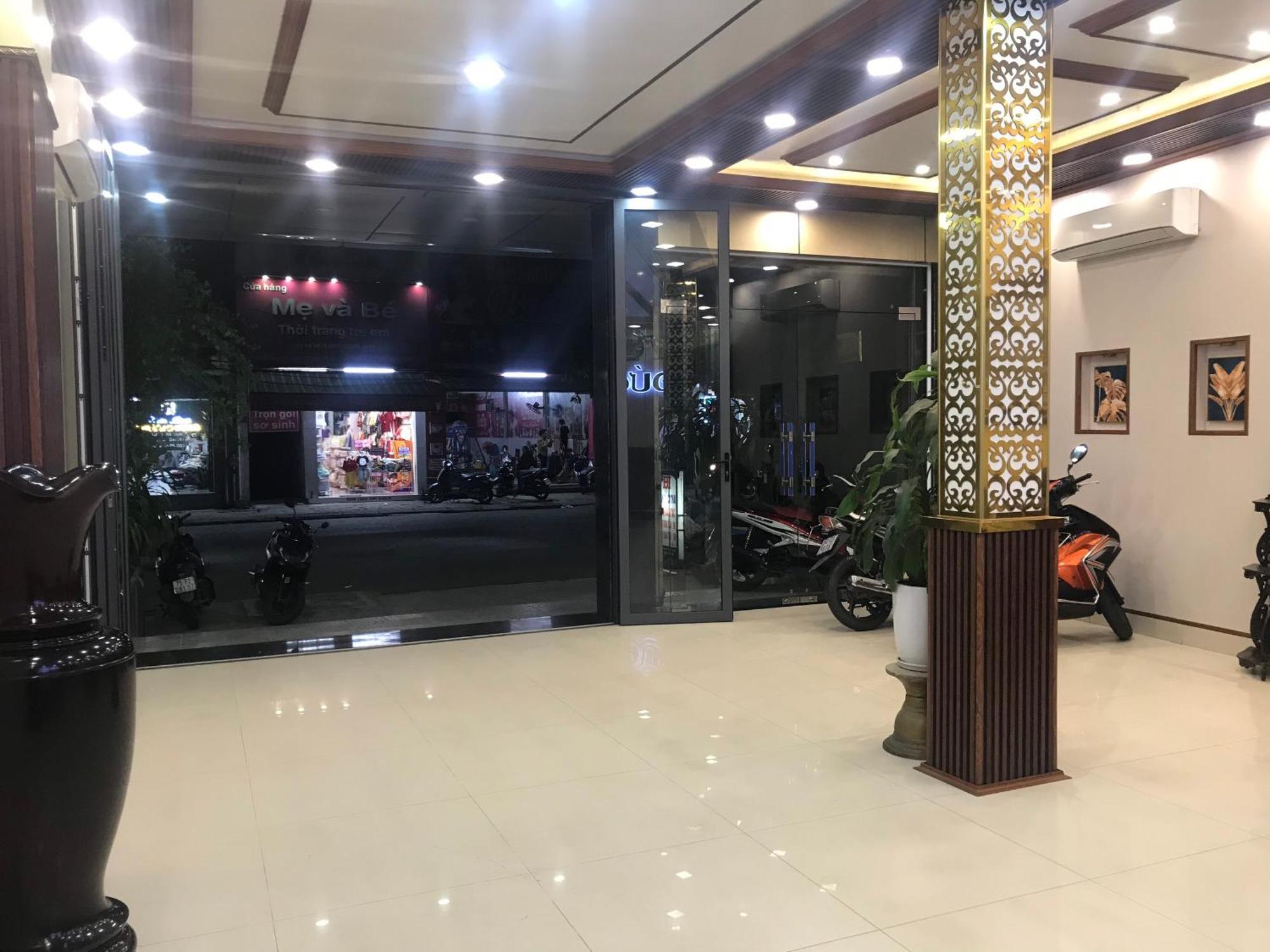 Duc Loc 2 Hotel Hue Exterior photo